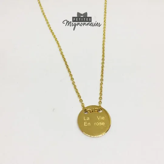 ACIER INOXYDABLE - Collier médaillon gravé "LA VIE EN ROSE"