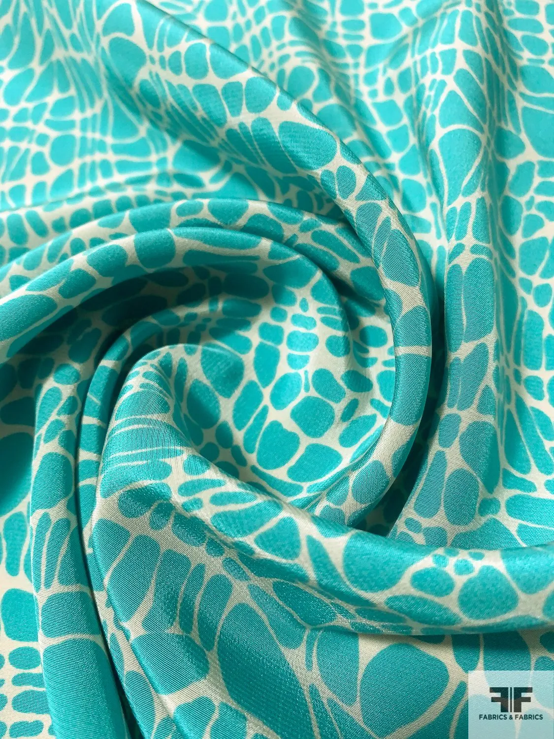 Animal Pattern Web Printed Silk Crepe de Chine - Turquoise / Grey