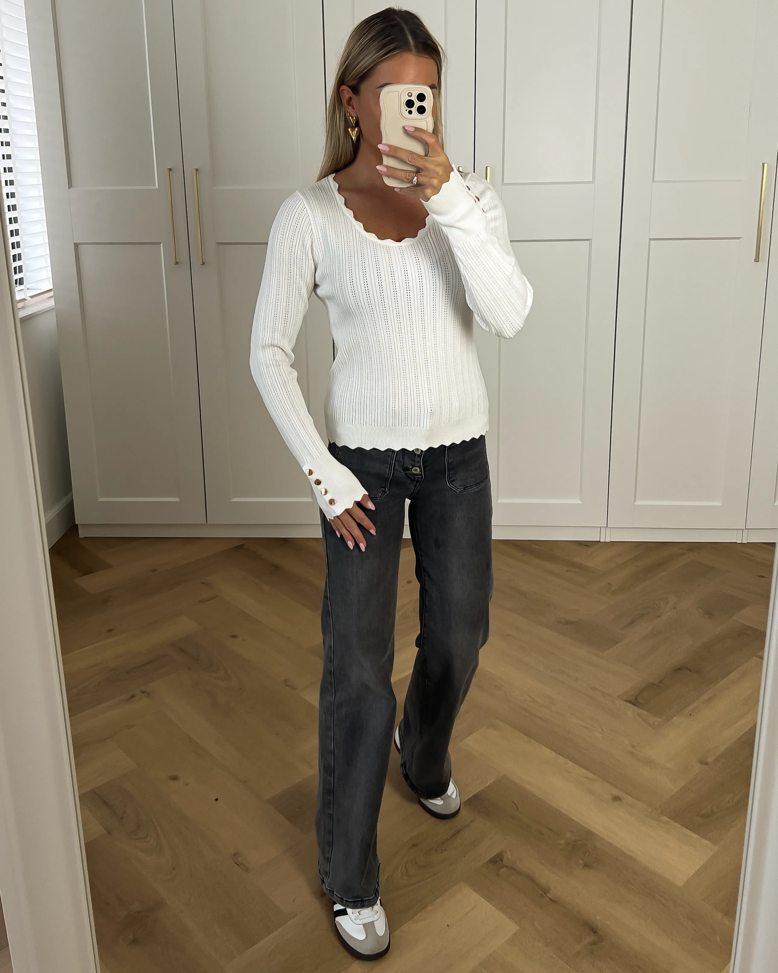 FABIENNE - Ribbed Button Longsleeve Sweater in White